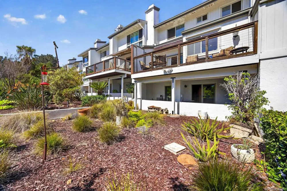 1410 Camino Lujan San Diego, CA 92111