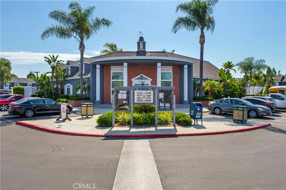 181 Yorktown Lane Costa Mesa, CA 92626