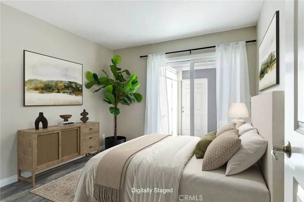 181 Yorktown Lane Costa Mesa, CA 92626