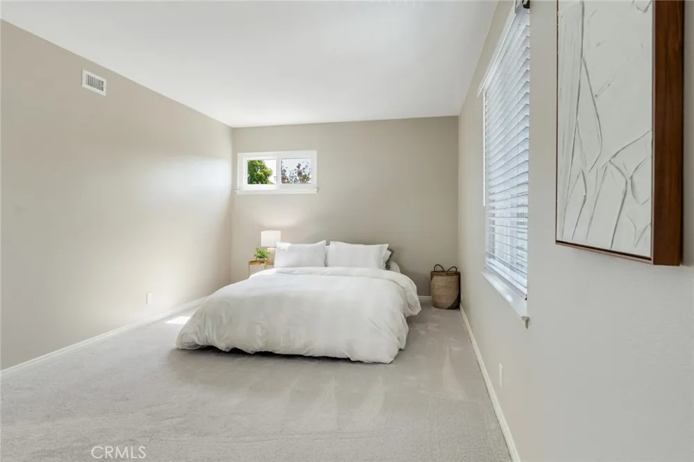 181 Yorktown Lane Costa Mesa, CA 92626