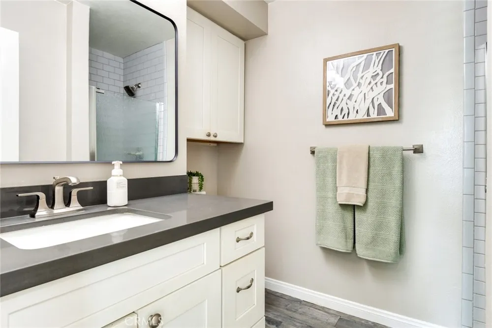 181 Yorktown Lane Costa Mesa, CA 92626