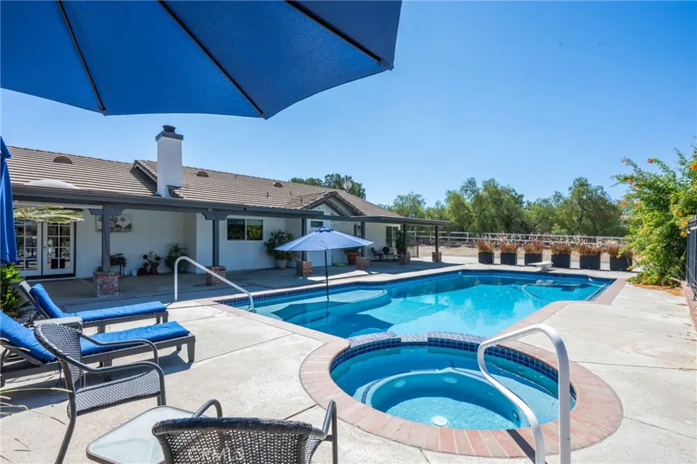17720 Copper Queen Perris, CA 92570