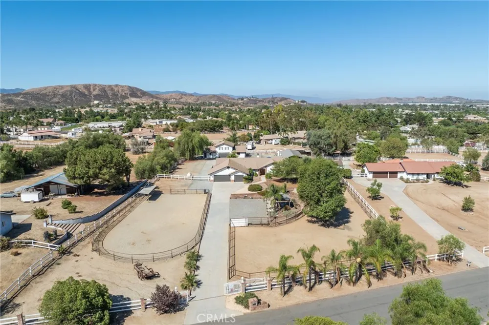 17720 Copper Queen Perris, CA 92570