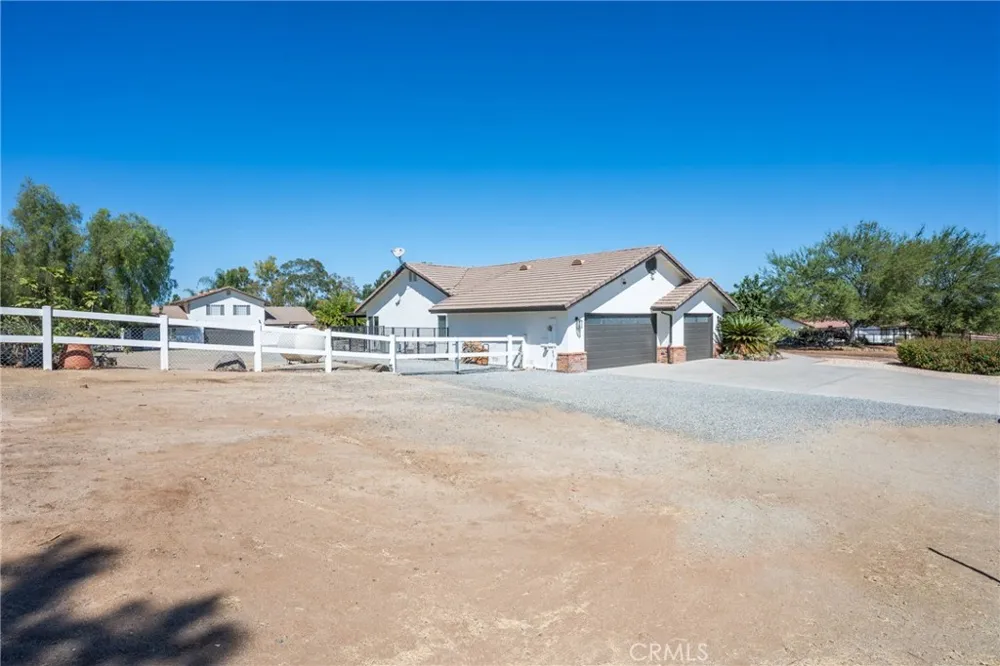 17720 Copper Queen Perris, CA 92570