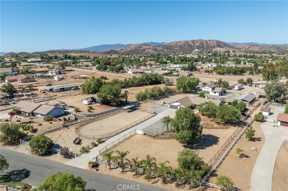 17720 Copper Queen Perris, CA 92570
