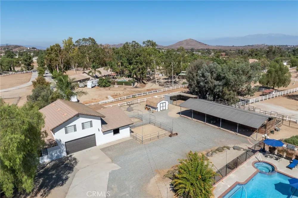 17720 Copper Queen Perris, CA 92570