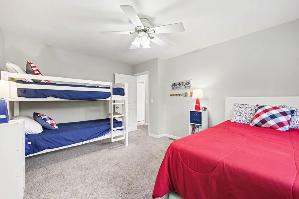 124 Claremont Circle Brooklyn, MI 49230