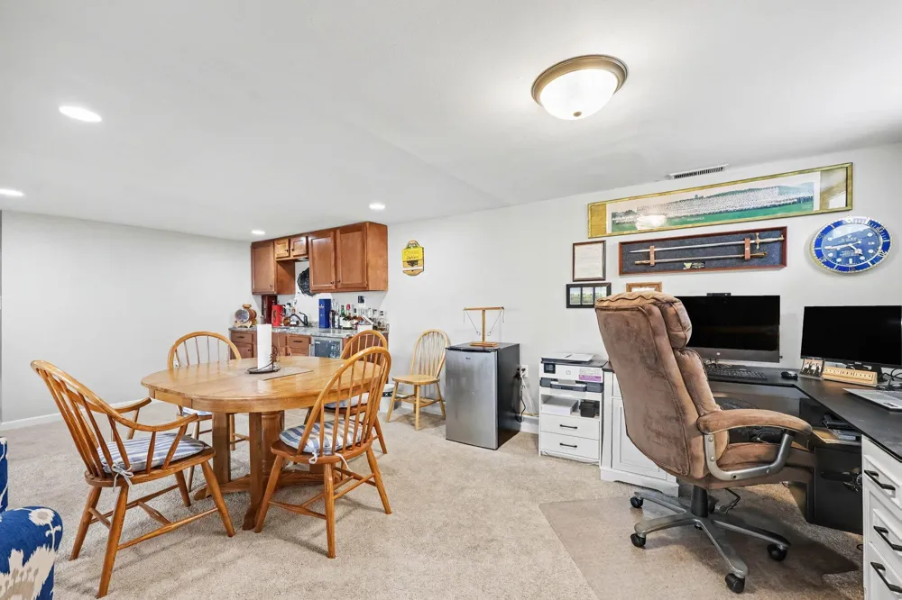124 Claremont Circle Brooklyn, MI 49230