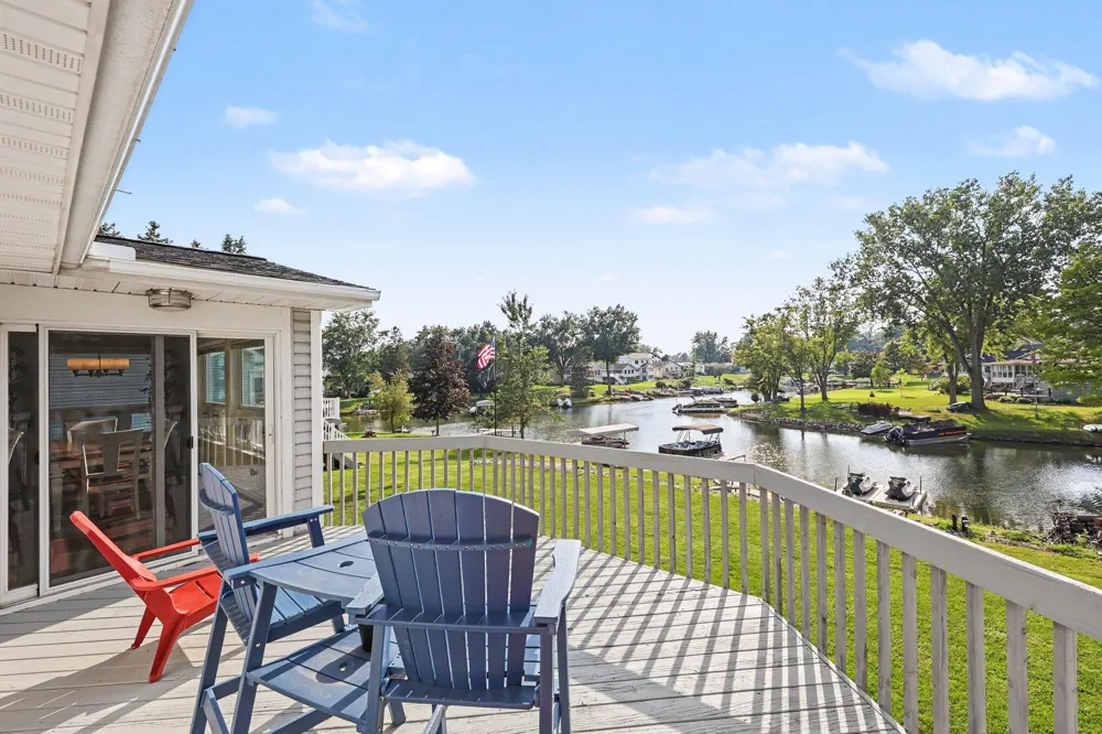 124 Claremont Circle Brooklyn, MI 49230