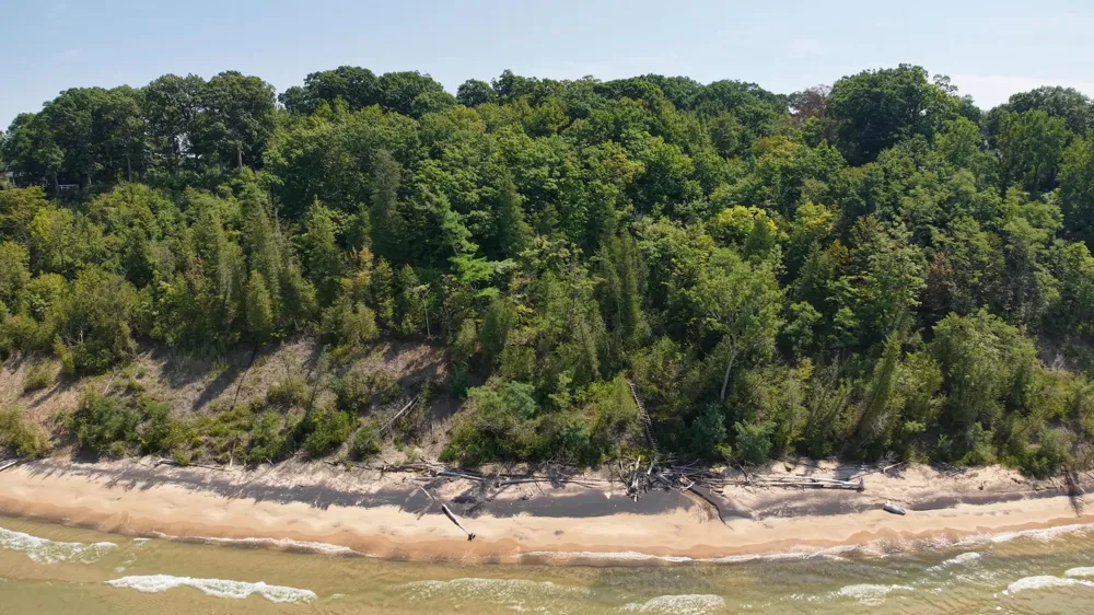 3650 M-63 Benton Harbor, MI 49022