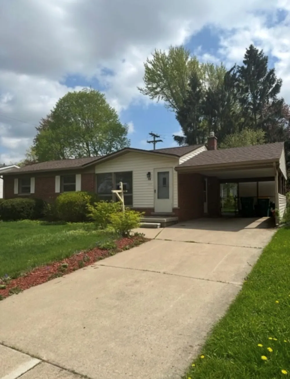 18 Tower Drive Saline, MI 48176