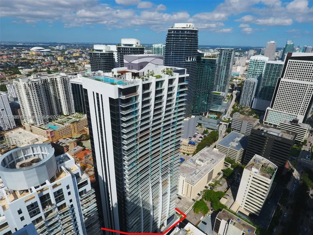 1010 Brickell Ave #1710 Miami, FL 33131