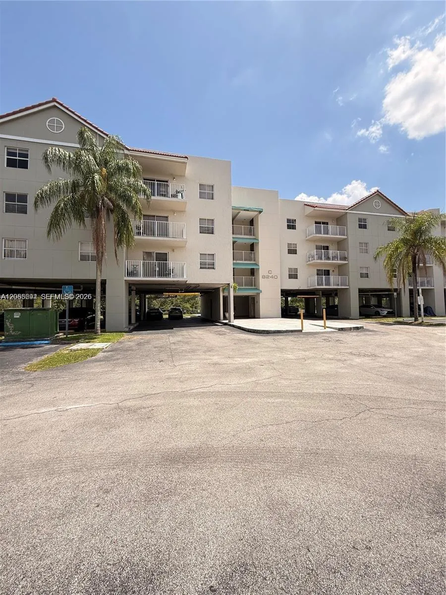 8240 SW 210th St #101 Cutler Bay, FL 33189