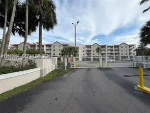 8240 SW 210th St #101 Cutler Bay, FL 33189