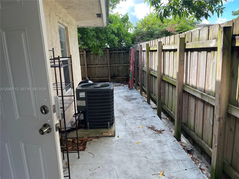 614 NW 2nd St #A Delray Beach, FL 33444