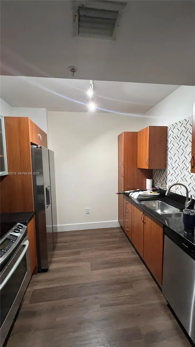 2775 NE 187th St #227 Aventura, FL 33180