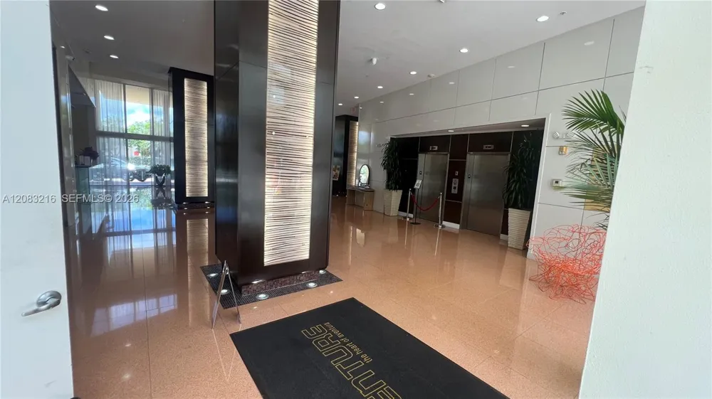 2775 NE 187th St #227 Aventura, FL 33180