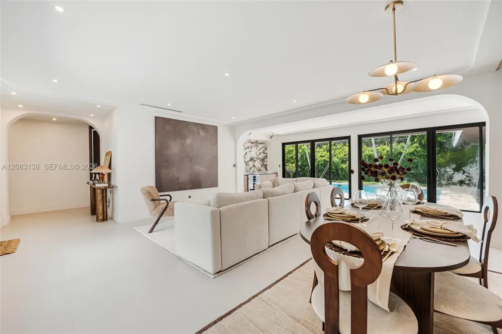 430 Miller Rd Coral Gables, FL 33146