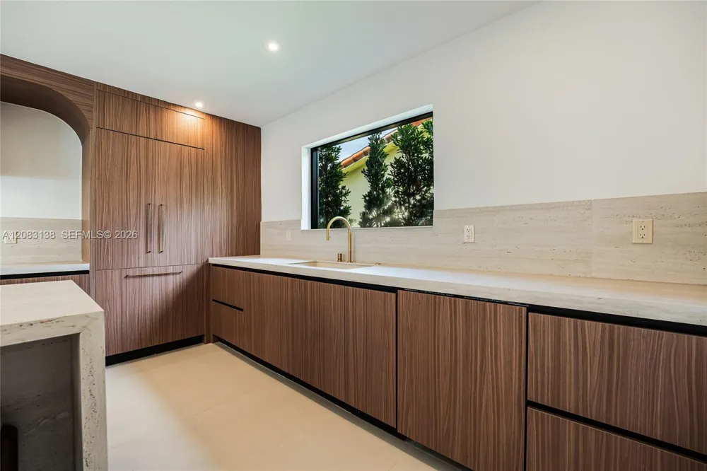 430 Miller Rd Coral Gables, FL 33146