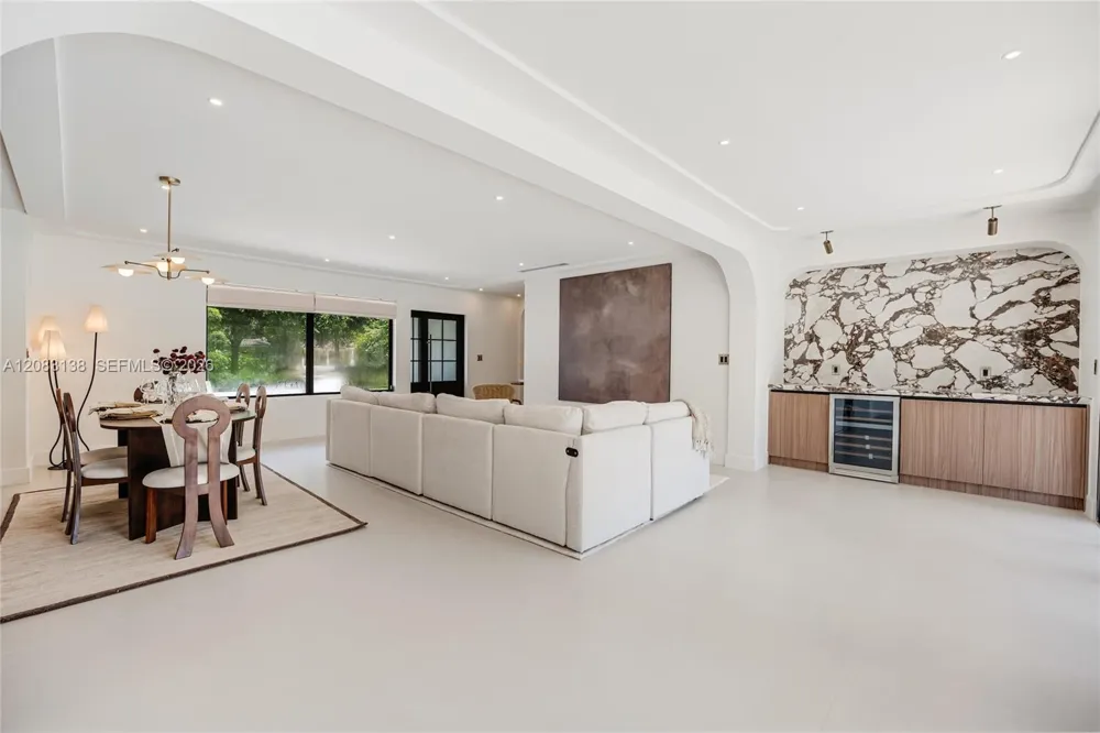 430 Miller Rd Coral Gables, FL 33146