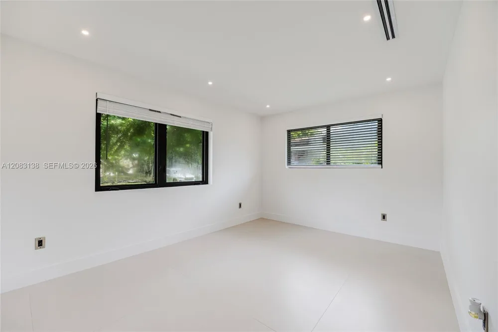 430 Miller Rd Coral Gables, FL 33146