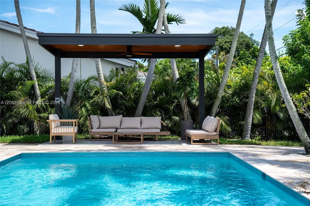 430 Miller Rd Coral Gables, FL 33146