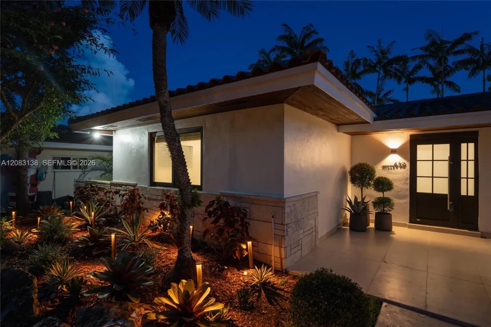 430 Miller Rd Coral Gables, FL 33146