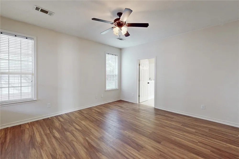 2619 Trophy Drive Bryan, TX 77802