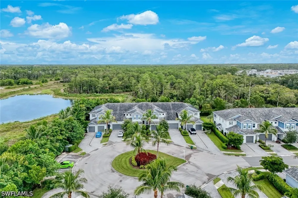 Seychelles Drive #702 Naples, FL 34112