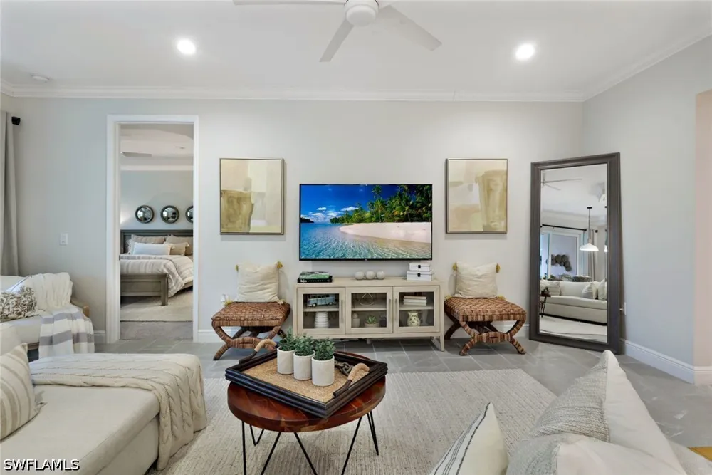 Seychelles Drive #702 Naples, FL 34112