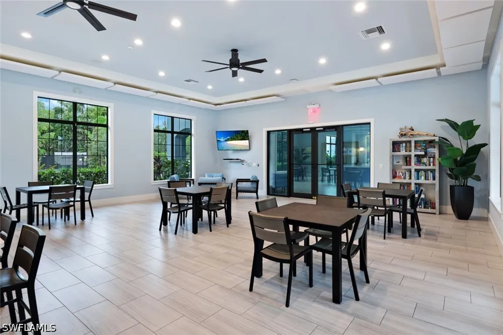 Seychelles Drive #702 Naples, FL 34112