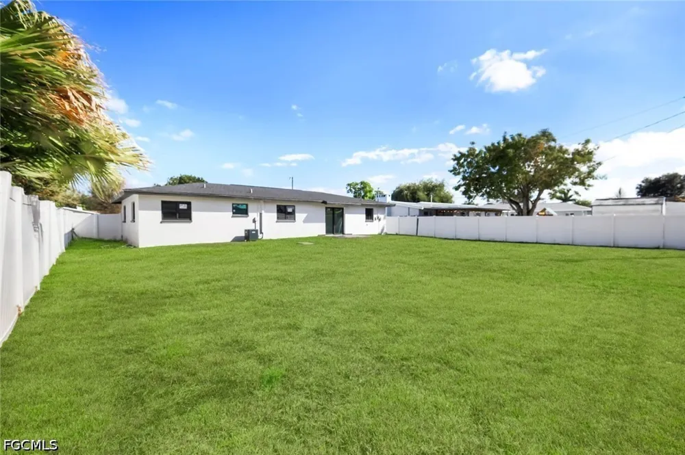 Pine Avenue North Fort Myers, FL 33917