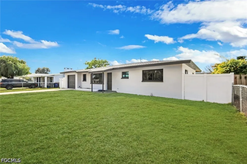 Pine Avenue North Fort Myers, FL 33917