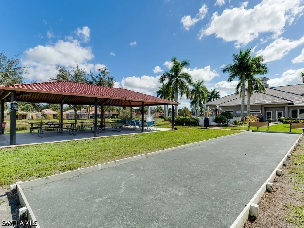Fall Creek Court Naples, FL 34114