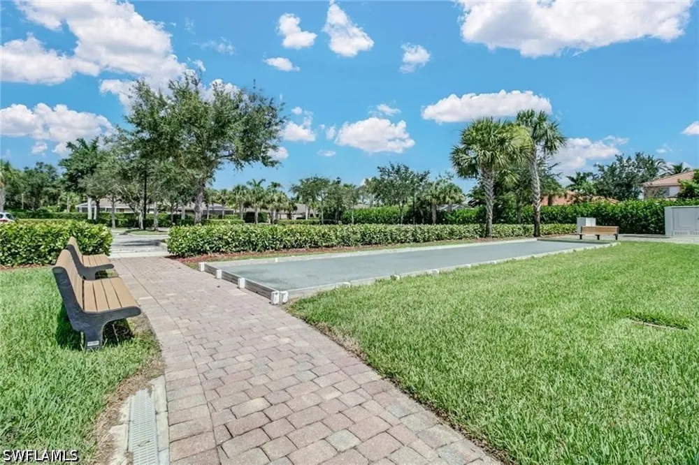 Fall Creek Court Naples, FL 34114