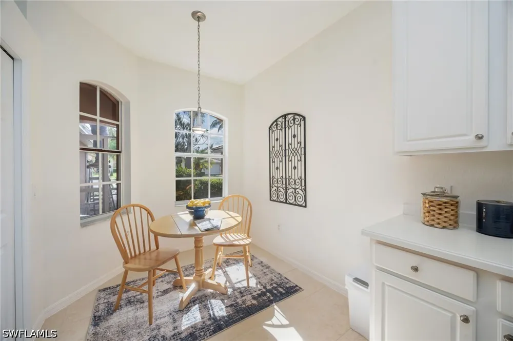 Fall Creek Court Naples, FL 34114