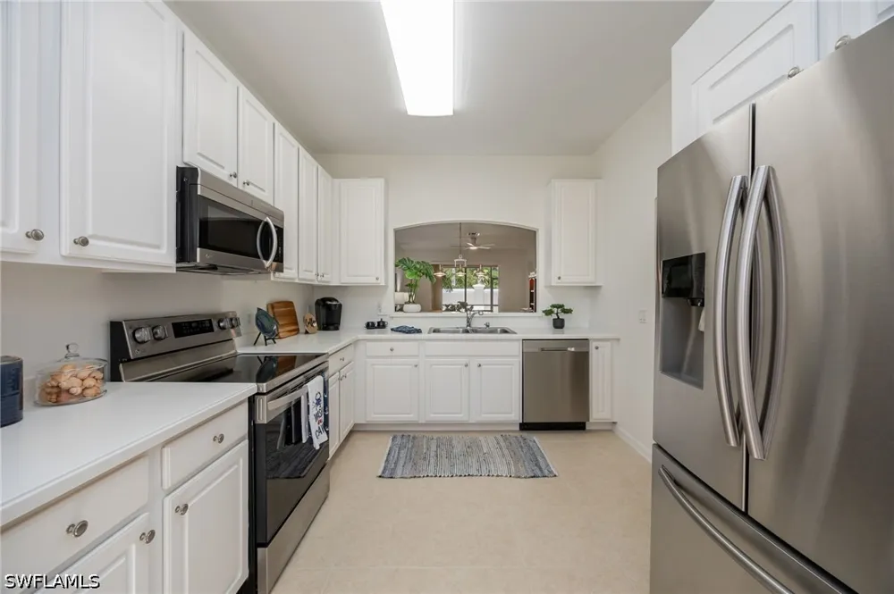 Fall Creek Court Naples, FL 34114