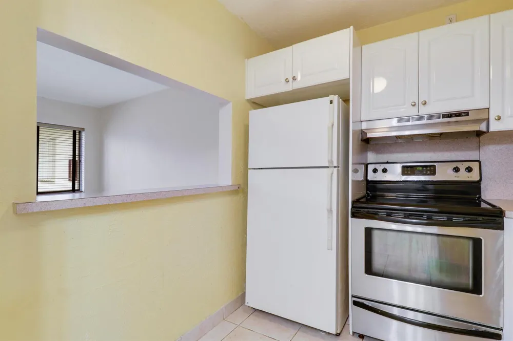 3040 LAKE OSBORNE DRIVE #109 