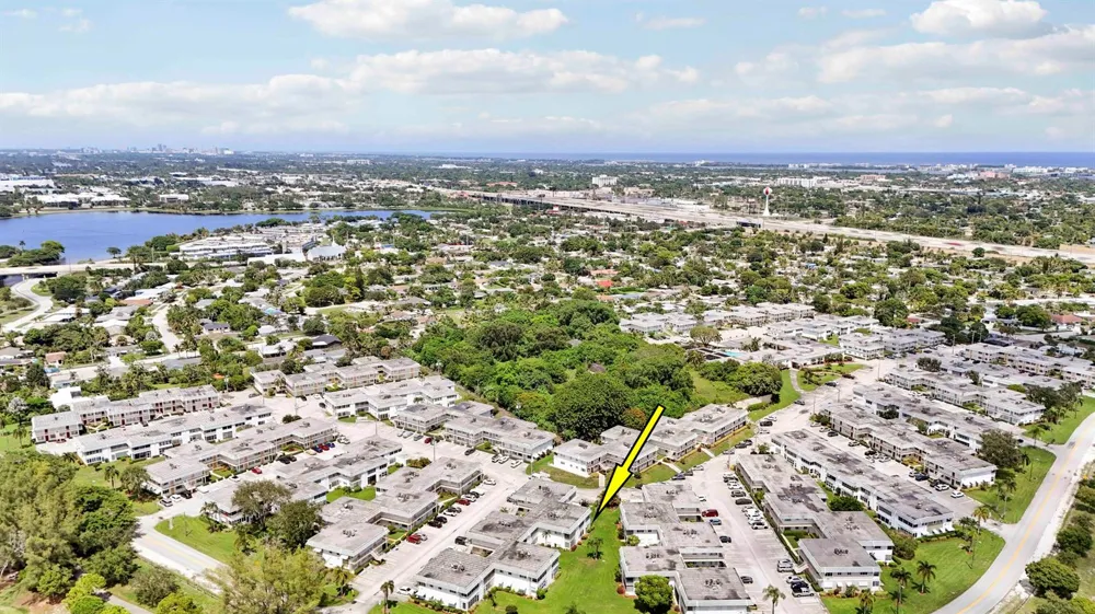 3040 LAKE OSBORNE DRIVE #109 