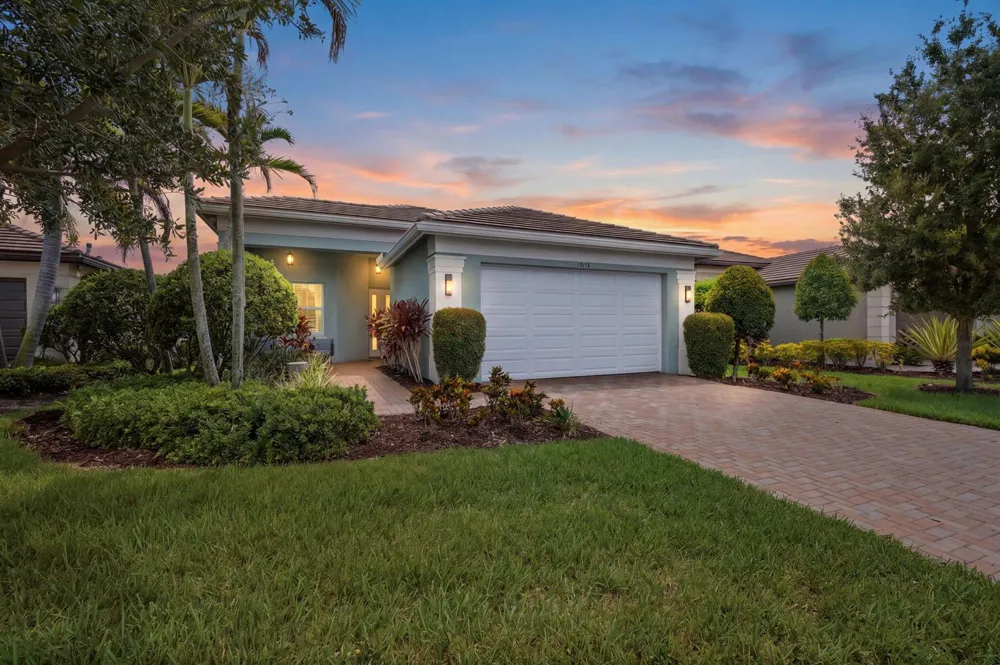 10718 SW Matisse Lane Port St. Lucie, FL 34987