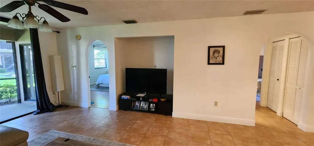 9862 NW 1ST COURT #9862 Plantation, FL 33324