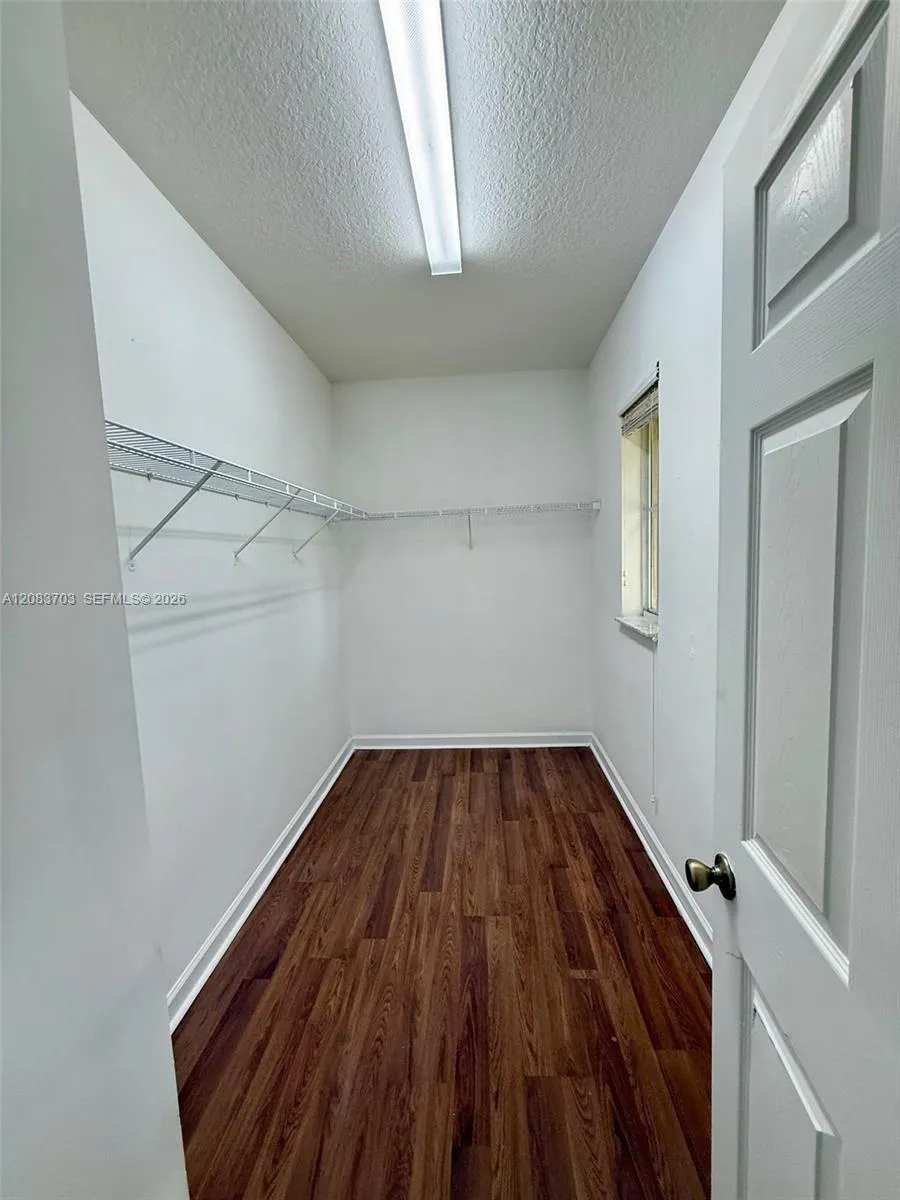 2601 NE 41st Cir Homestead, FL 33033