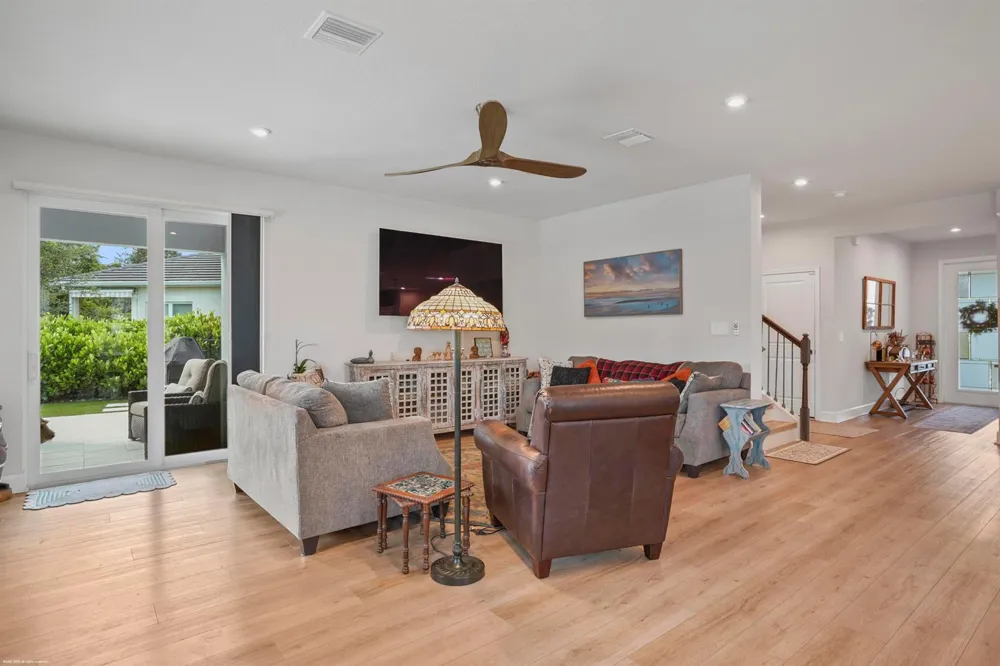 194 SW POMEROY STREET Stuart, FL 34997