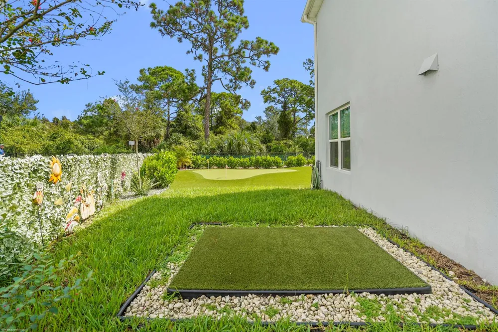 194 SW POMEROY STREET Stuart, FL 34997