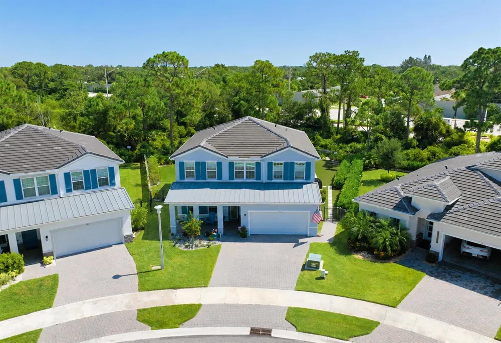 194 SW POMEROY STREET Stuart, FL 34997