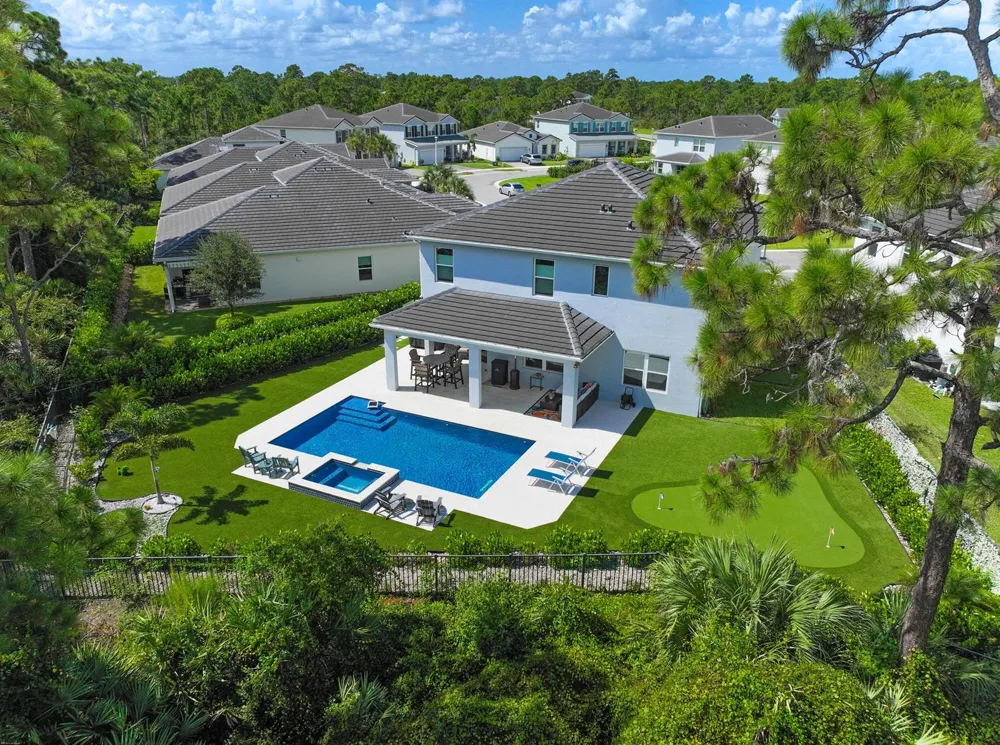 194 SW POMEROY STREET Stuart, FL 34997