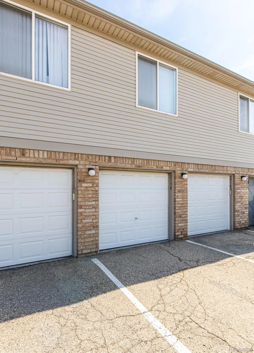 2154 Frazho Road Warren City, MI 48091