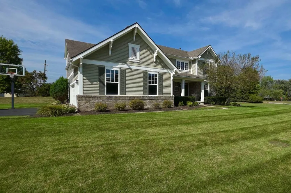 26393 Creekside Drive Lyon Charter Township, MI 48165