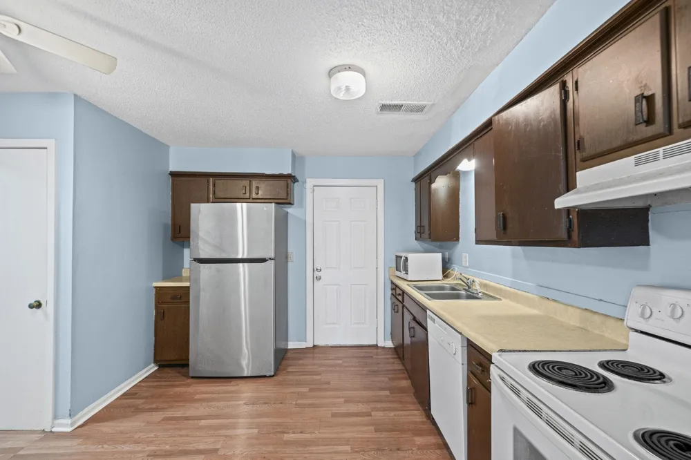 1850 QUAIL VALLEY CV #1850 Memphis, TN 38134