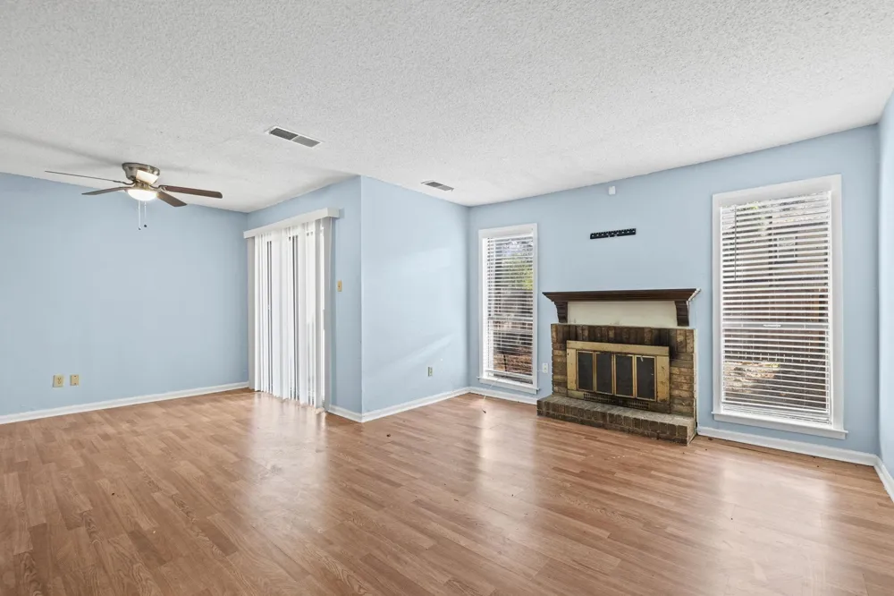 1850 QUAIL VALLEY CV #1850 Memphis, TN 38134